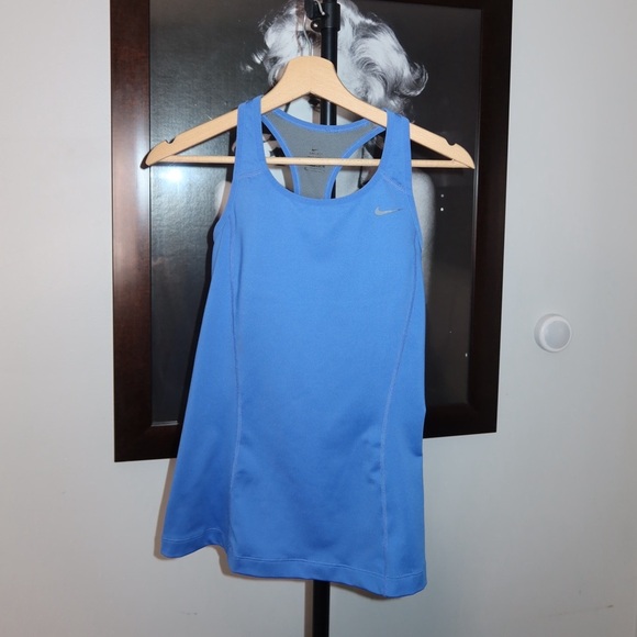 Nike Dri Fit Lean Athletic Running Built In Bra Tank Top Sz small P - Picture 1 of 9